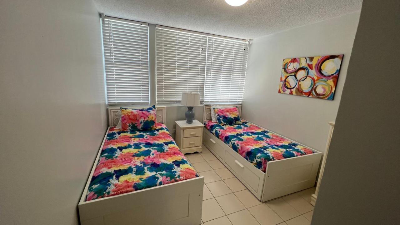 Ocean Front 2 Bedroom & Bath In Isla Verde 산후안 외부 사진